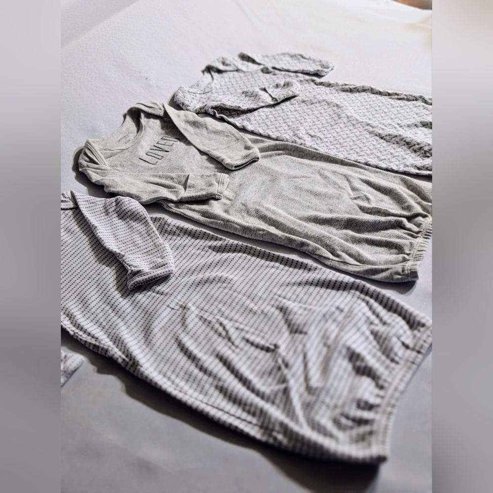 Simple Joys by Carter's Baby Sleep Gowns Set